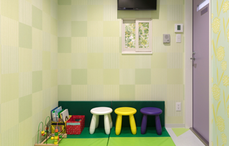 子連れ受診の方用のキッズコーナー